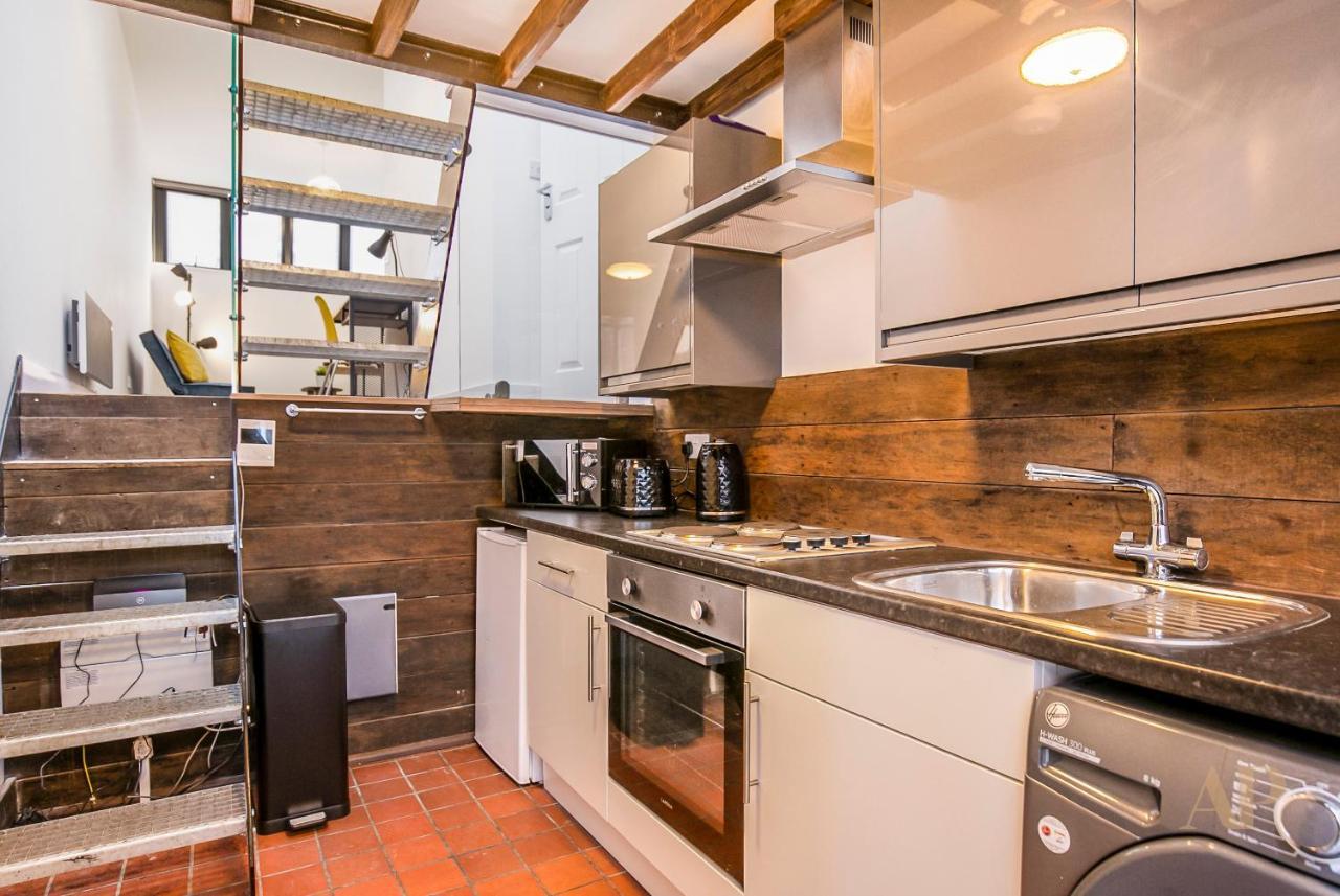 Split Level Studio Apartment In Camden London Exteriör bild