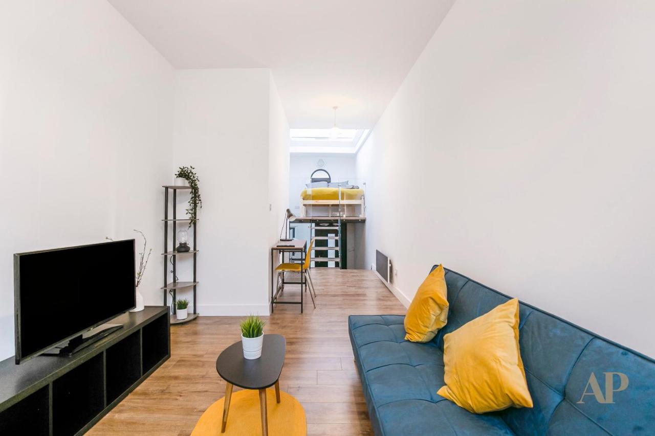 Split Level Studio Apartment In Camden London Exteriör bild